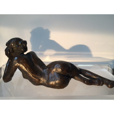 "Jeune fille allongée"