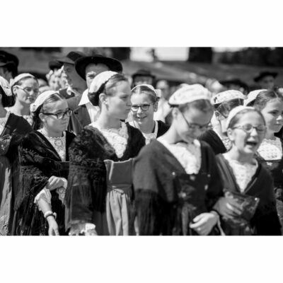 "La découverte ou l'ignorance 11: Divines processionnaires"