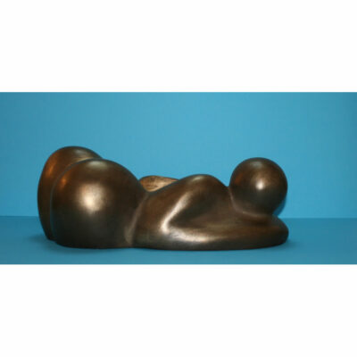 "Courbe couchée dorée"