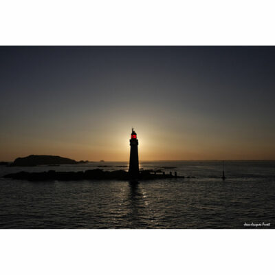 "Paysages: Phare des grands jardins à l'aube"